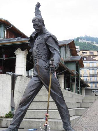freddie mercury monument