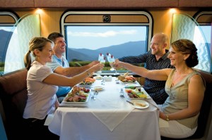 01_queenslander-class-dining-car-internal.