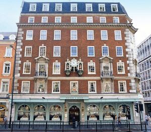 fortnum_mason.