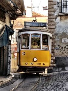 Alfama-Tram