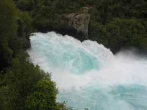 1huka falls