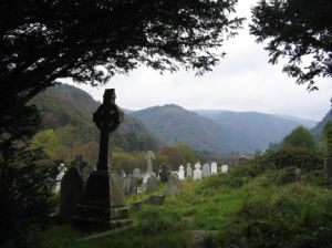 glendalough celtic cross