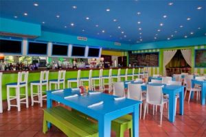 1CaribeHiltonPinaColadaClub