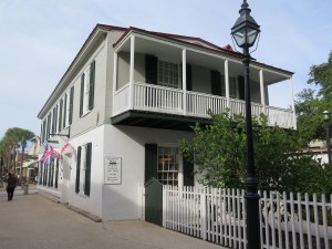 14CHARLESAVANNAH 213