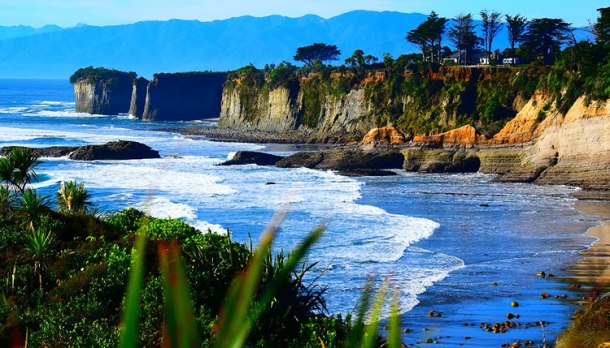 01Cape-Foulwind-Omau-Cliffs-Brenda-Turner